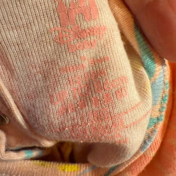 Disney stitch onesie 12-18 M - Picture 4 of 5